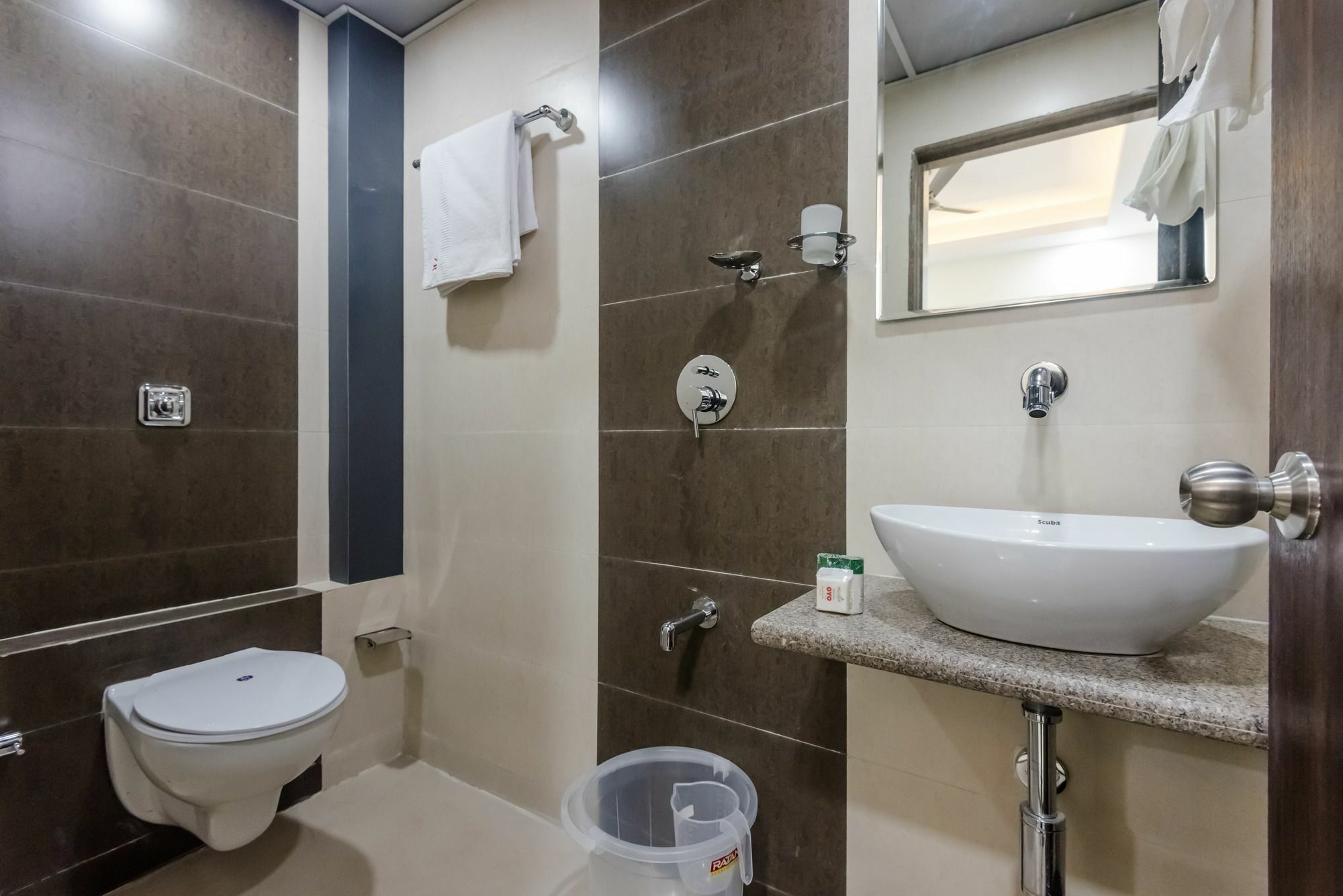 Zee Residency Hotel Mumbai Exterior photo
